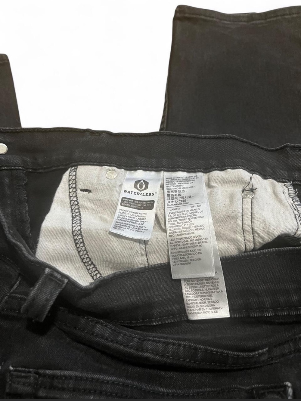 Levi's 511 Black Jeans - Slim Fit - Picture 5 of 7